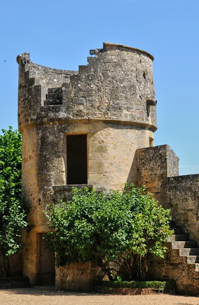 France, picturesque castle of Fenelon in Dordogne — Stock Photo, Image