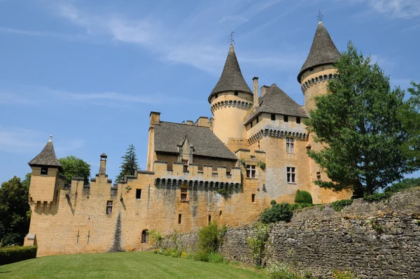 Francia, pittoresco castello di Puymartin in Dordogna — Foto Stock