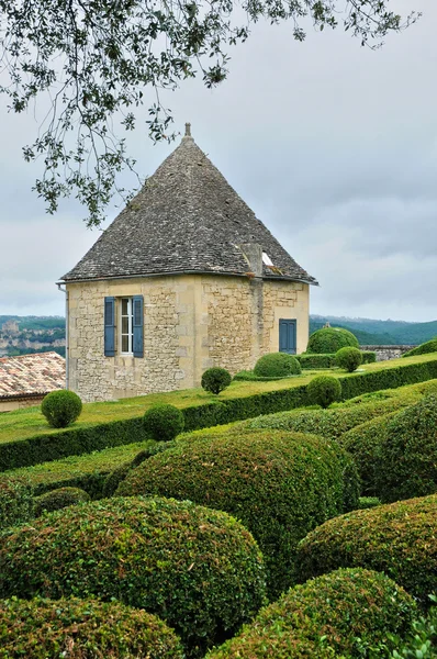 法国多尔多涅省的 marqueyssac 的风景如画的花园 — 图库照片