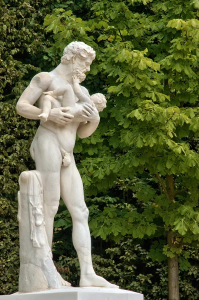 Francia, statua nel parco del Palazzo di Versailles — Foto Stock