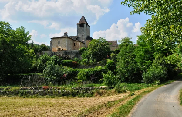 Francia, pittoresco villaggio di Lacapelle Biron — Foto Stock