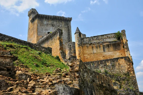 Francia, pintoresco castillo de Commarque en Dordoña — Foto de Stock