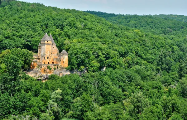 França, pitoresco castelo de Laussel em Dordonha — Fotografia de Stock