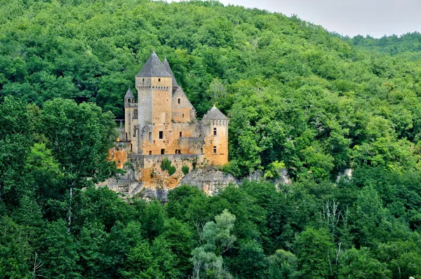 Francie, malebný hrad laussel v dordogne — Stock fotografie