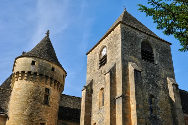 Perigord, het pittoreske dorp van saint genies — Stockfoto