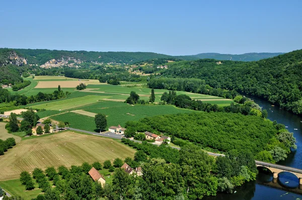 França, pitoresca aldeia de Castelnaud la Chapelle — Fotografia de Stock