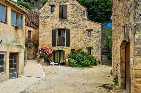França, pitoresca aldeia de Montfort em Dordogne — Fotografia de Stock