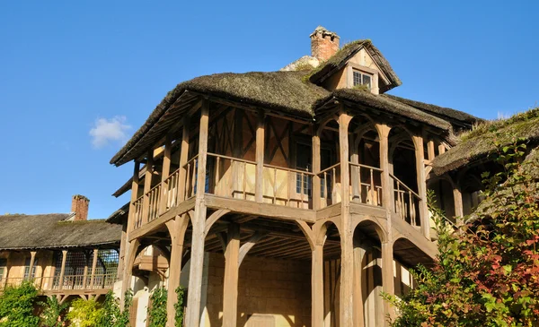 Domaine de marie antoinette in het park van versailles paleis — Stockfoto