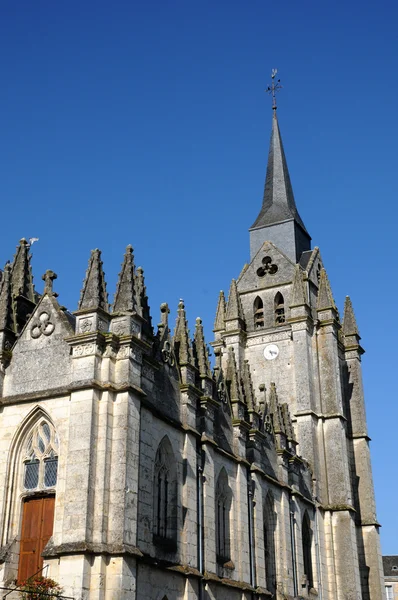 França, igreja histórica de Le Pin la Garenne — Fotografia de Stock