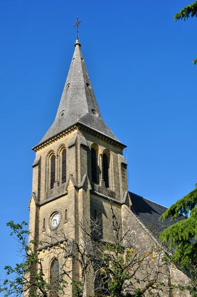 Francia, la iglesia de Salignac en Dordoña —  Fotos de Stock