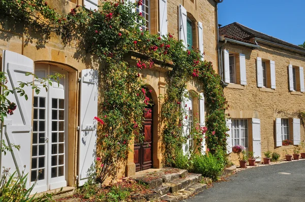 France, picturesque village of Saint Genies — Stock Photo, Image