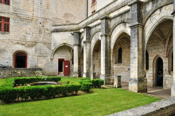 Francia, Chiesa abbaziale Brantome in Dordogna — Foto Stock