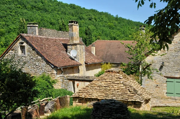 Francja, malowniczej miejscowości saint amand de coly — Zdjęcie stockowe