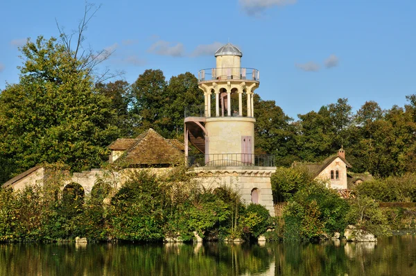 Domaine de Marie Antoinette en el parque del Palacio de Versalles —  Fotos de Stock