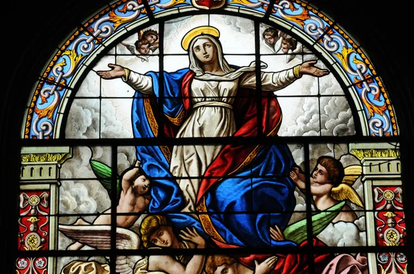 Francia, iglesia histórica de Lassay les Chateaux — Foto de Stock