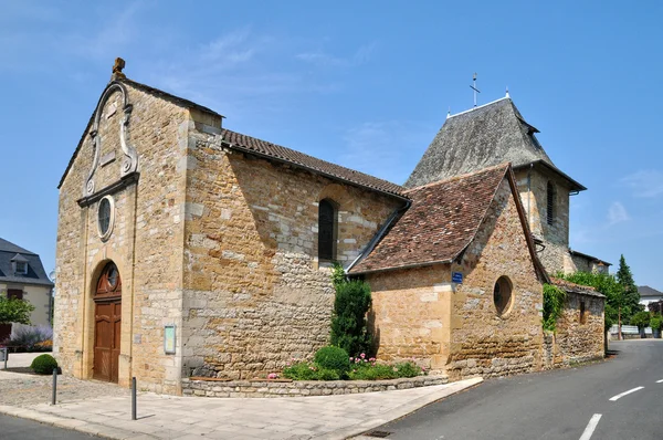 Frankrijk, schilderachtig dorp van bretenoux in veel — Stockfoto