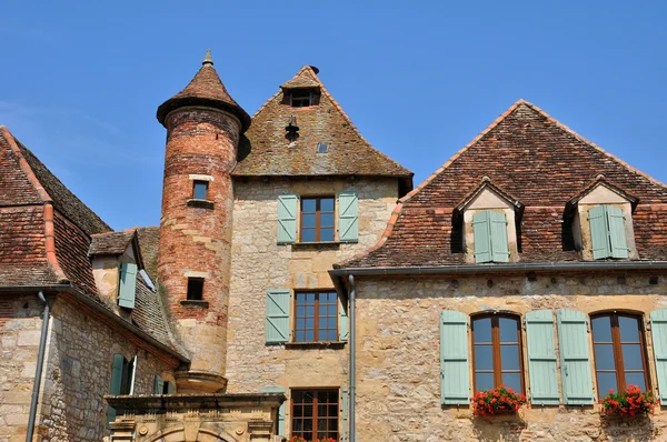 Francia, pittoresco villaggio di Bretenoux a Lot — Foto Stock