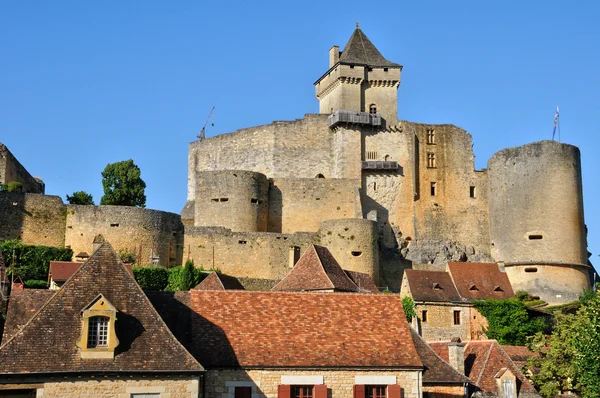 Frankrike, pittoreska slottet av castelnaud i dordogne — Stockfoto