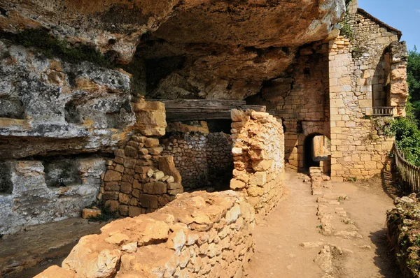 Fransa, tursac de la madeleine aldırmaya site abri — Stok fotoğraf