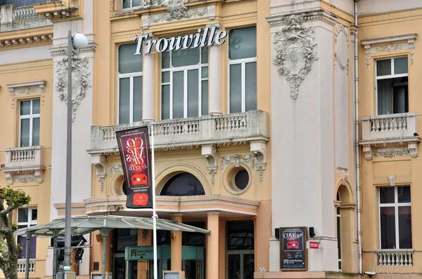 Trouville sur mer deki normandie evde — Stok fotoğraf