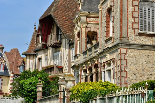 Francia, pintoresca ciudad de Cabourg en Normandía —  Fotos de Stock