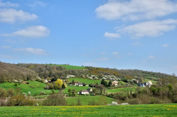 Frankreich, malerische landschaft in der nähe von thury harcourt in der normandie — Stockfoto