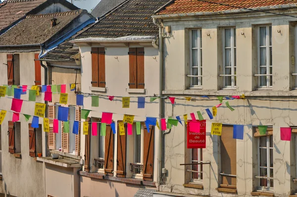Frankrijk, de pittoreske stad triel sur seine — Stockfoto