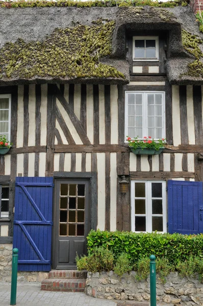Франция, деревня Туржевиль в Нормандии — стоковое фото