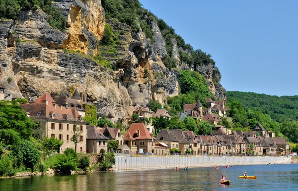 Γαλλία, το γραφικό χωριό του la roque gageac στην dordogne — Φωτογραφία Αρχείου