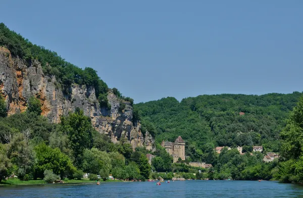 França, a pitoresca aldeia de La Roque Gageac em Dordogne — Fotografia de Stock