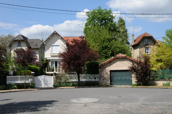 Francia, la pittoresca città di Poissy nell'Ile de France — Foto Stock