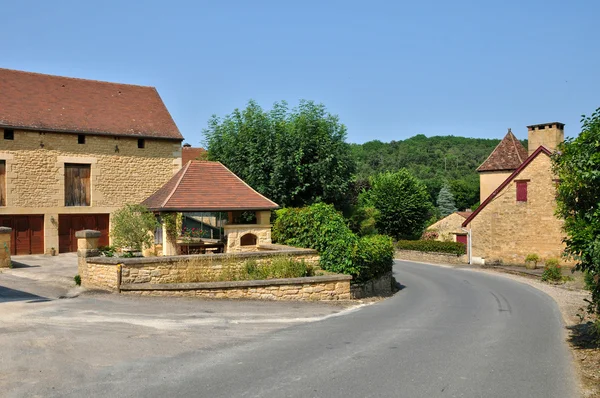 Frankrijk, schilderachtig dorp van veyrignac in de perigord — Stockfoto