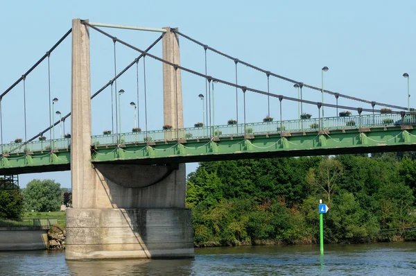Ile de France, ponte suspensa de Triel Sur Seine — Fotografia de Stock