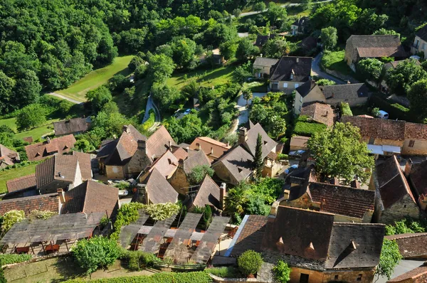 França, pitoresca aldeia de Castelnaud la Chapelle — Fotografia de Stock