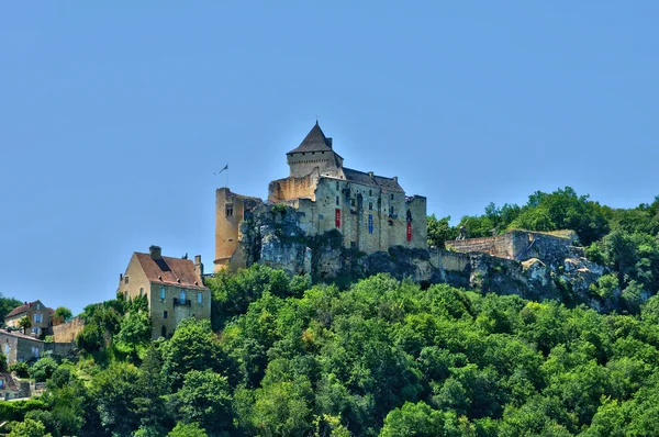 Франція, мальовничий замок Кастельно в Дордонь — стокове фото