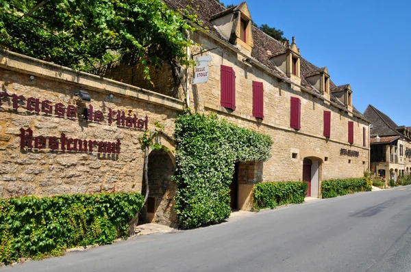 Francia, pittoresco villaggio di La Roque Gageac — Foto Stock