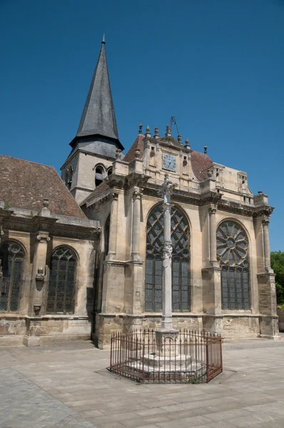Γαλλία, εκκλησία του magny en λίγο στο val d oise — Φωτογραφία Αρχείου