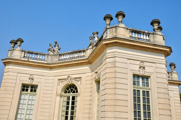 ベルサイユ宮殿の parc でマリー ・ アントワ ネットの不動産 — ストック写真