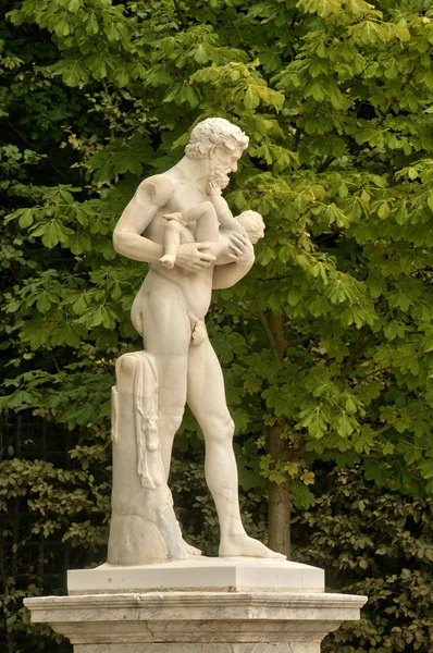 France, statue en marbre dans le parc du château de Versailles — Photo