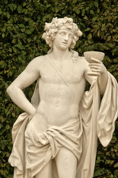 Francia, estatua de mármol en el Palacio de Versalles — Foto de Stock