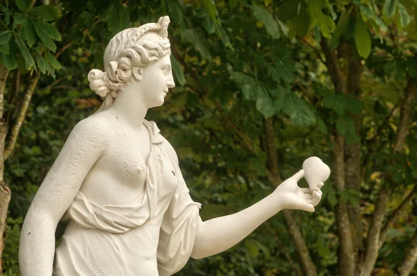 Franciaország, márvány szobor, a Versailles-i palota park — Stock Fotó