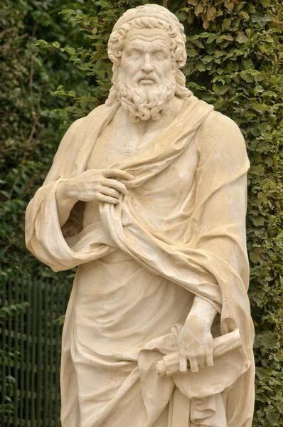 France, marble statue in the Versailles Palace park — Stock Photo, Image