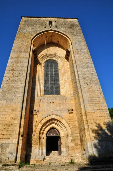 Francie, saint amand de coly církve v oblasti dordogne — Stock fotografie