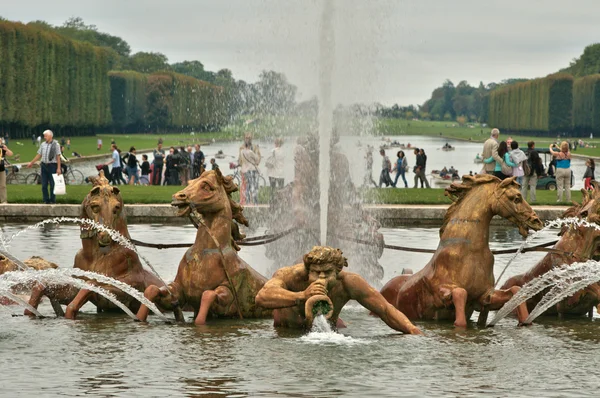 France, fontaine Apollo dans le parc du château de Versailles — Photo