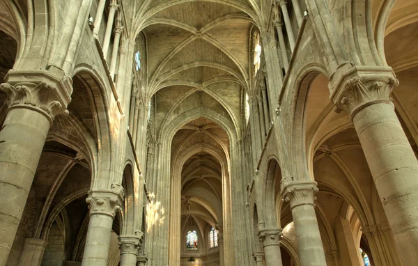 Frankrike, historisk kirke Triel sur Seine – stockfoto