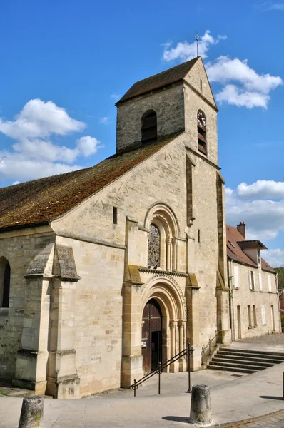 Франция, живописная церковь Виллен-сюр-Сен — стоковое фото