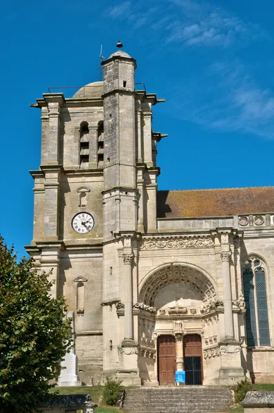 Francia, pintoresco pueblo de Montjavoult en Picardie —  Fotos de Stock