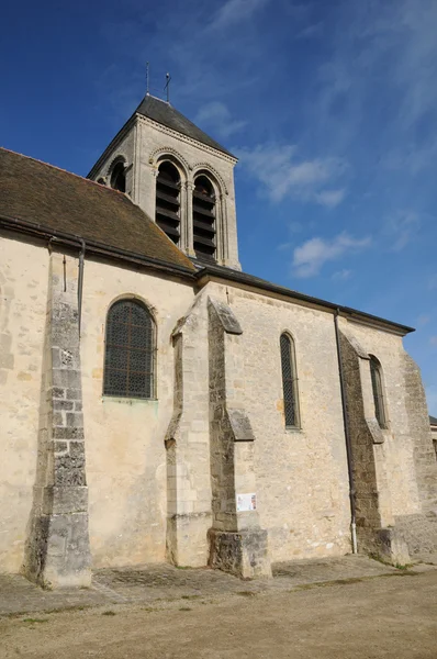 Francia, pittoresca chiesa di Oinville sur Montcient — Foto Stock