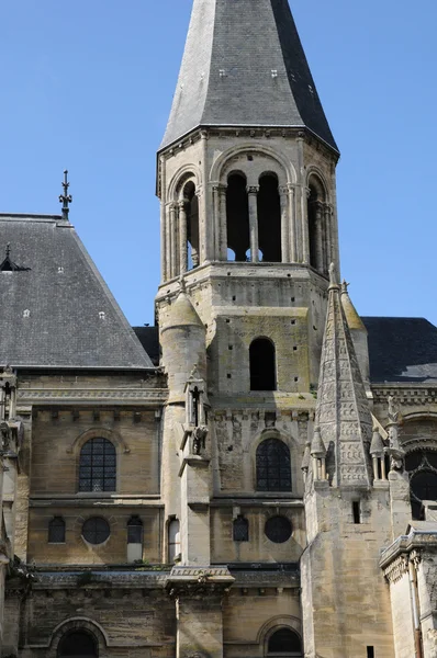 Fransa, poissy pitoresk collegiate Kilisesi — Stok fotoğraf