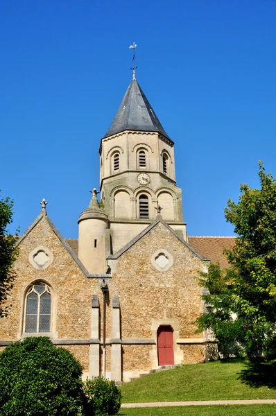 França, pitoresca igreja de Saint Martin la Garenne — Fotografia de Stock